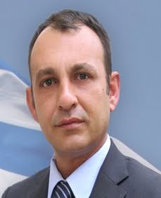 Κλείνουν την πόρτα