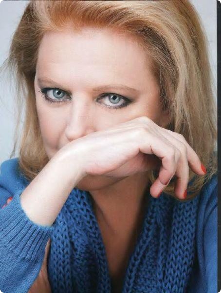 Η Έλενα αποχαιρετά τον Βασίλη…