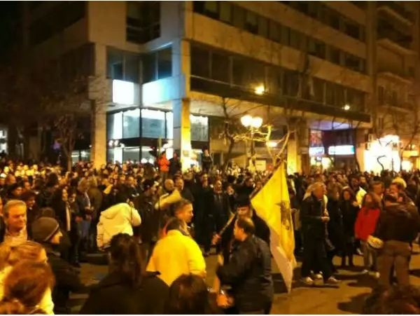 Τώρα-Πλιάτσικο σε οπλοπωλείο