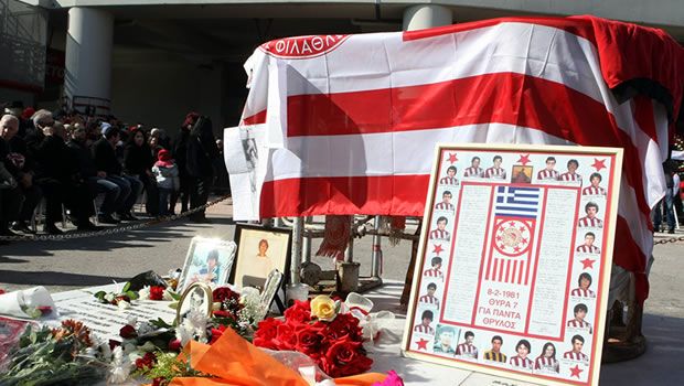 Αδέρφια ζείτε…