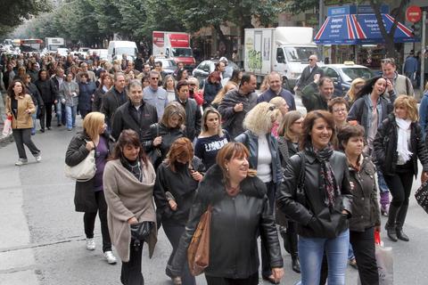 Στις 13.00 Πορεία για τα νοσοκομεία