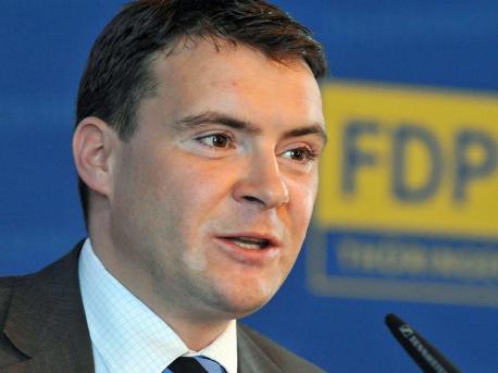 “Τραβήξτε τα καλώδια στην Ελλάδα”