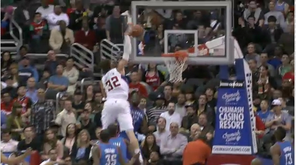 Το κάρφωμα της χρονιάς