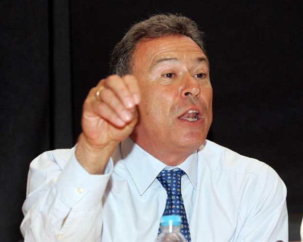 Περιμένοντας τους…πόρους