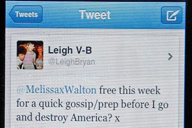 Απαγόρευση εισόδου λόγω…Twitter