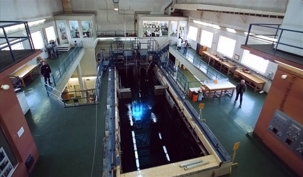 Ο παλιός είναι εκτός