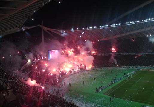 Χτυπούν καμπάνες