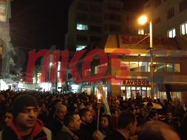 Οι Κρητικοί αντιστέκονται