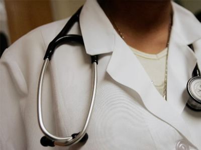 Θα στείλετε γιατρό στη Σάμο ή…