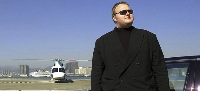 Κάτσε εδώ, πού θα πας;