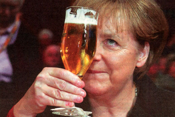 Στην υγειά των κορόιδων