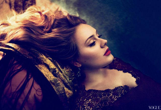 Η σέξι πλευρά της Adele