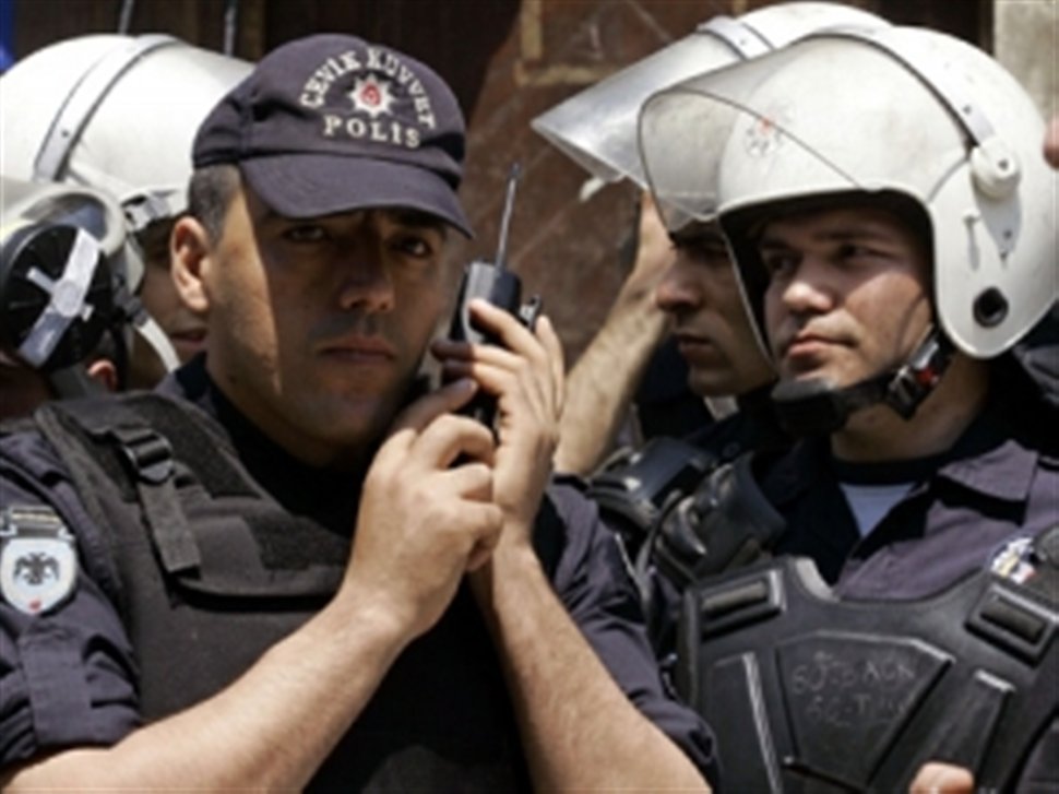 Καμικάζι αυτοκτονίας στην Τουρκία;