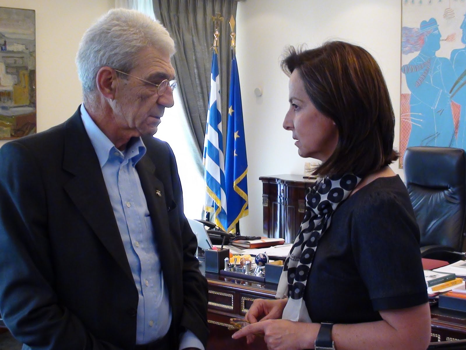 Τους την έχουν στημένη