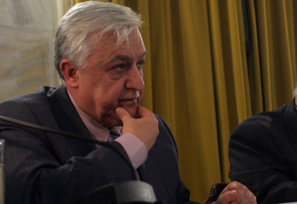 Θα κάνει την έκπληξη;