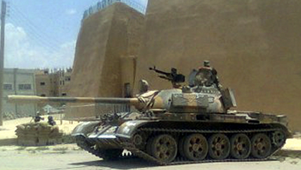 Βγήκαν τα τανκ