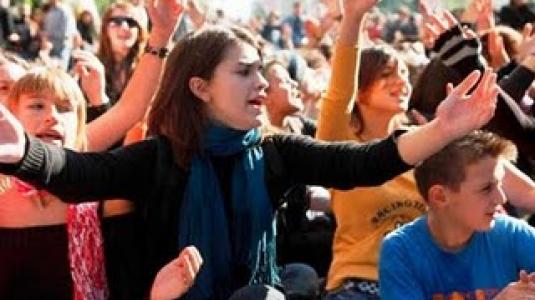 Τώρα – Πορεία μαθητών στη Βασ. Σοφίας