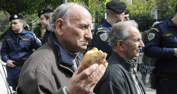 Μπάχαλο με τις συντάξεις