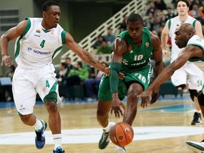 Live: ΟΥΝΙΞ – ΠΑΟ 38-40 (20’)