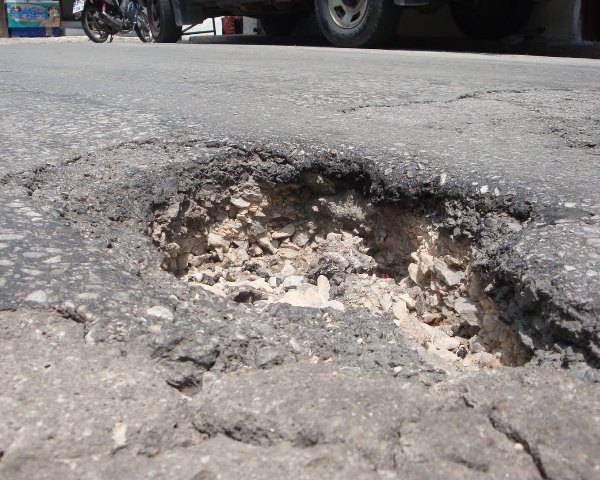 Η λακκούβα πάει σύννεφο