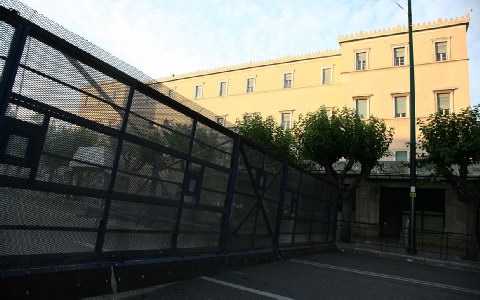 Τώρα:Κλειστή Β.Σοφίας και Αμαλίας