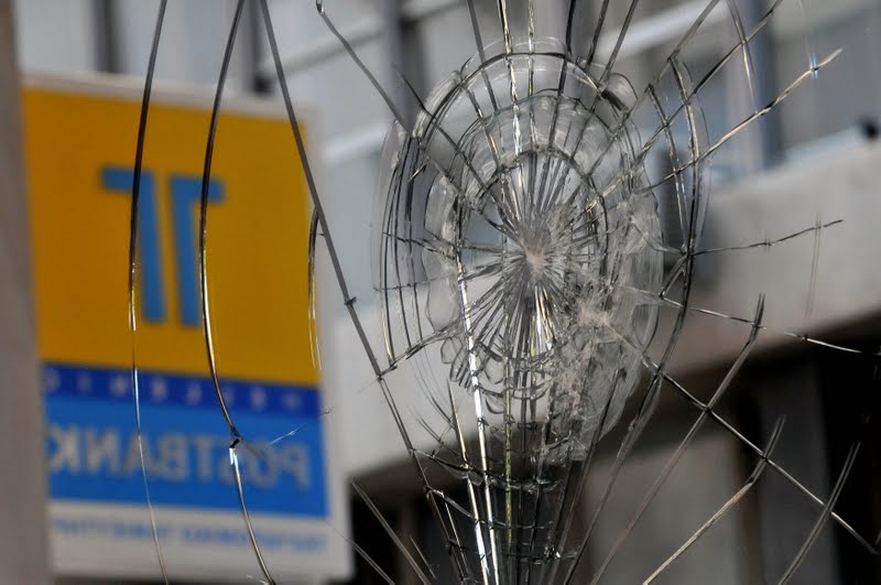 Τα πήραν κι έφυγαν