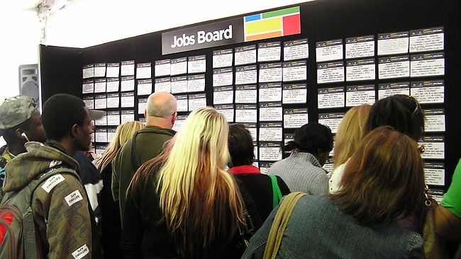 Η Ελλάδα φταίει για τις απολύσεις