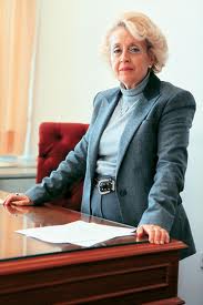 Αρεοπαγίτης μιλά έξω απ’τα δόντια