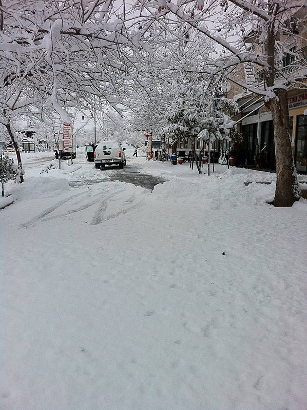 «Κάτω» από το χιόνι για 12 μέρες