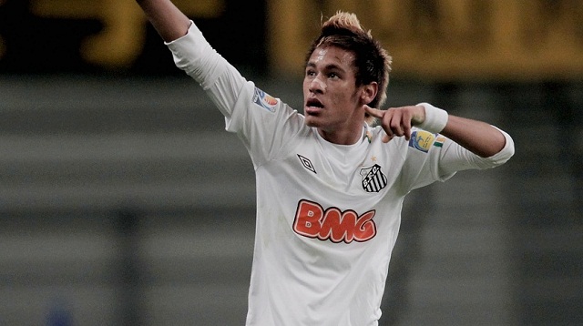 Καλύτερα να χορεύει στο γήπεδο