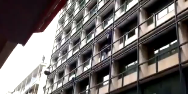 Τέλος στο θρίλερ