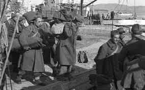 “Σαν πέτρινα λιοντάρια”