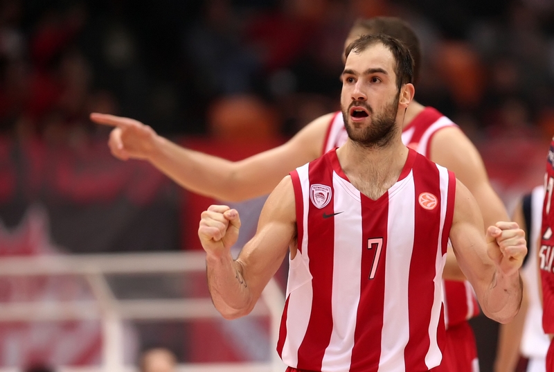 Ολυμπιακός – Εφές Πίλσεν