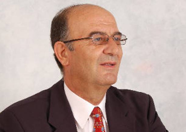 “Αν ψηφίσεις το Μνημόνιο…”