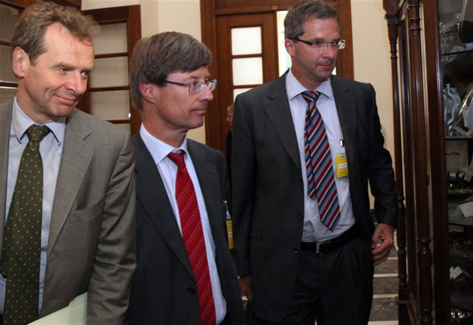 Τι ξέρουν που δε ξέρουμε εμείς;