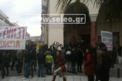 Τώρα-Κλειστή η Μητροπόλεως στη Θεσ/κη