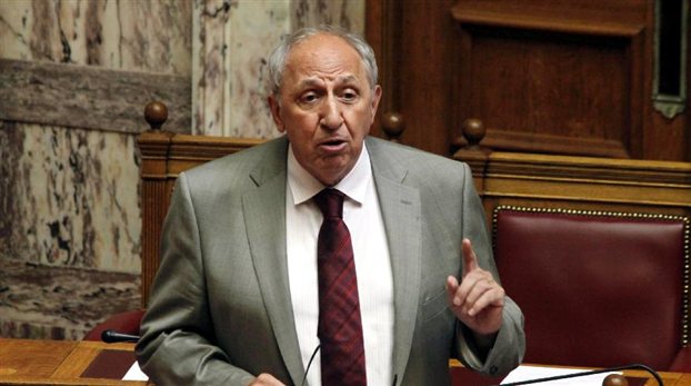 “Να ομολογήσει ο βουλευτής”