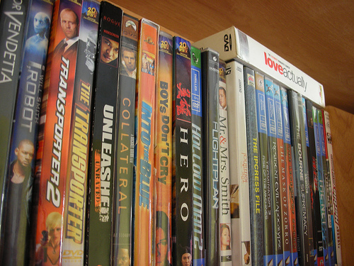 Πείτε “άντε γεια!” στα dvd!