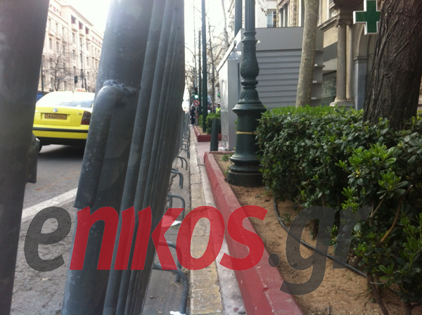 Τώρα-Κάγκελα στην Πανεπιστημίου