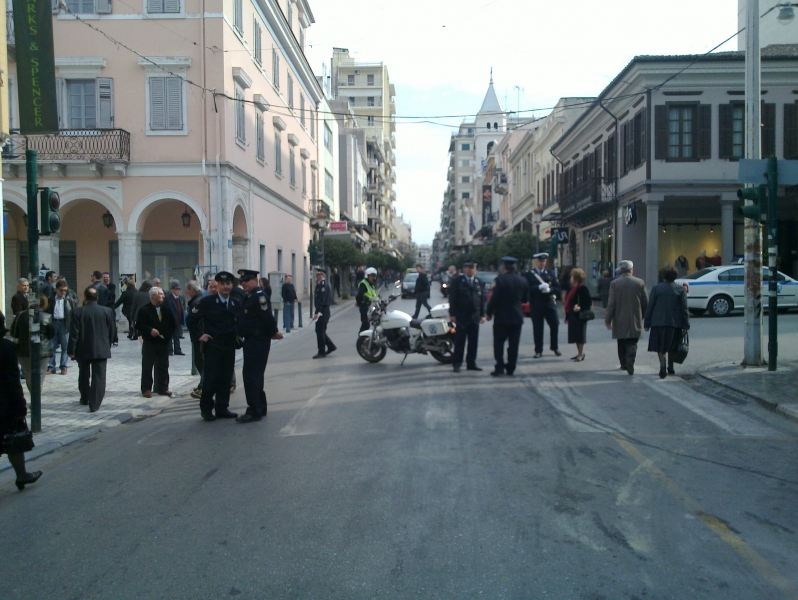 Ούτε στην εκκλησία!