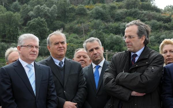 «Ο Σαμαράς με μυστρί»