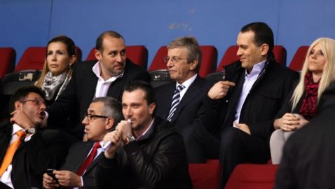 Τα αφεντικά τρελάθηκαν