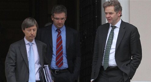 Τριπλασίασαν το έλλειμμα