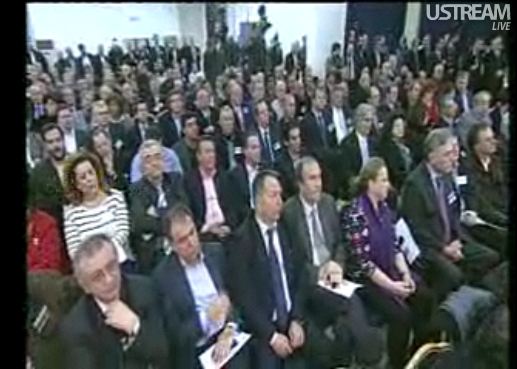 “Γιατί απουσιάζουν βουλευτές;”