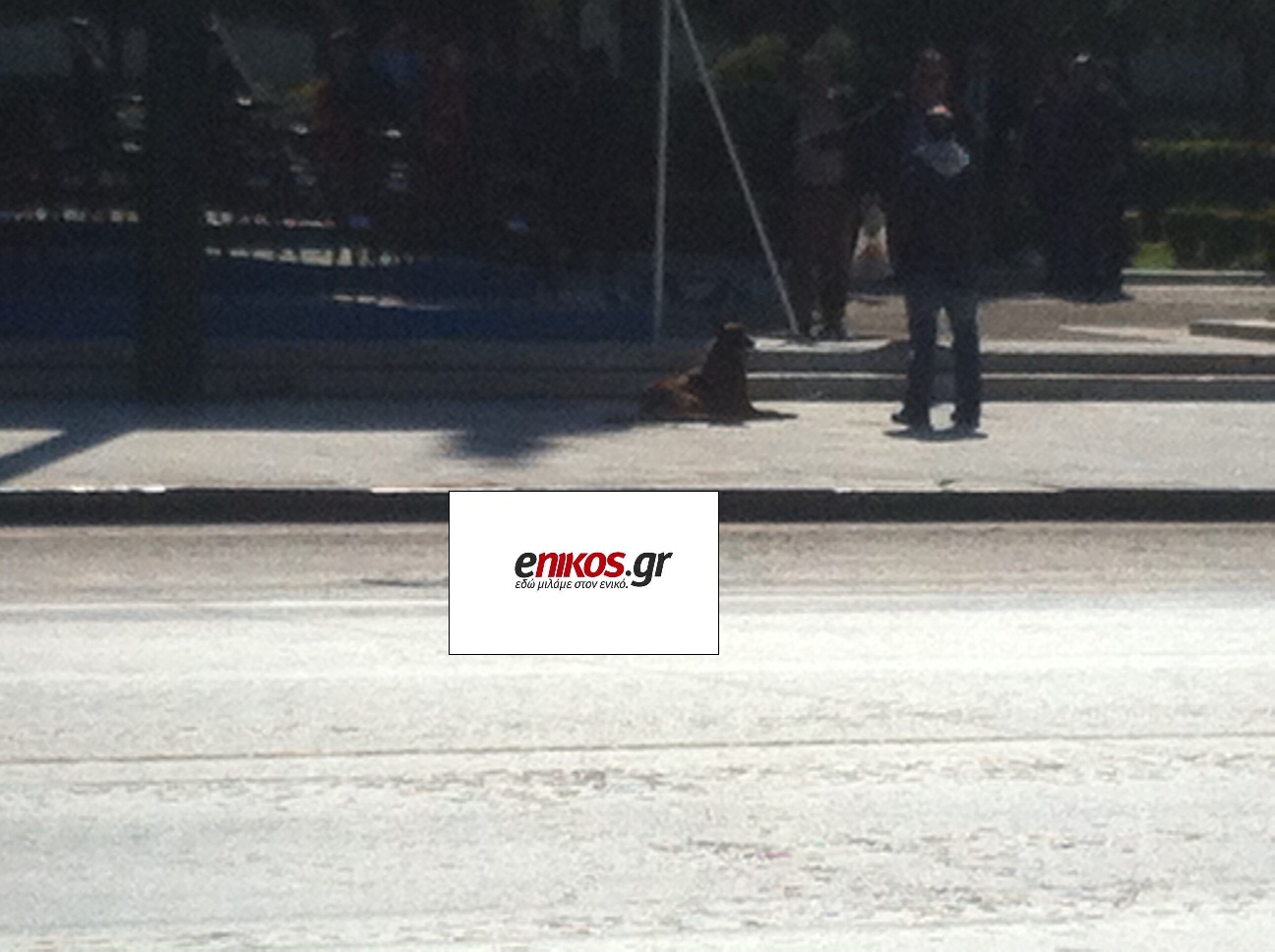 Πυροτεχνουργός στην εξέδρα