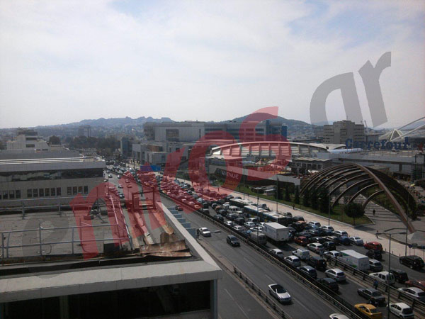 Τώρα -Απέραντο πάρκινγκ η Κηφισίας