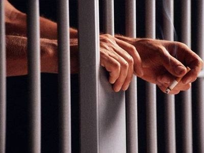 «Κόλαση» τα κρατητήρια