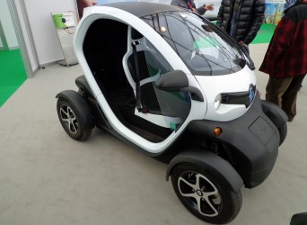 Αυτοκίνητο στην πρίζα