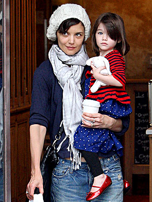 Suri, γιατί κλαίς;