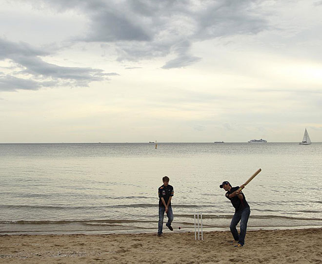 Μάθε τέχνη κι άστηνε